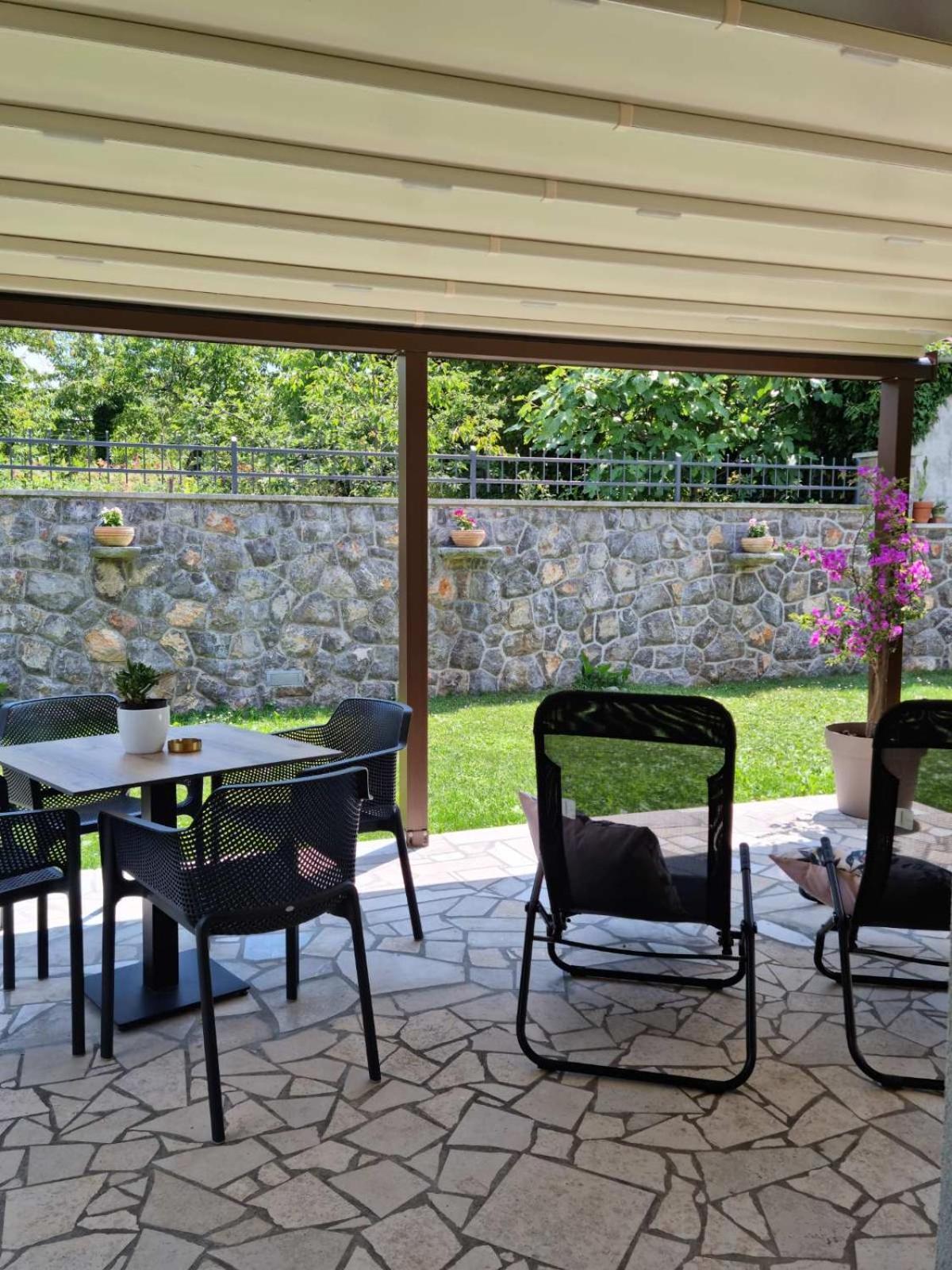 Apartmani Nika 1 غييكا المظهر الخارجي الصورة